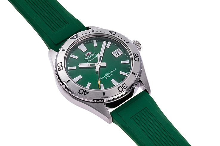 sports_RA-AC0Q11E_image2