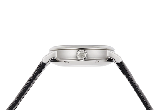 classic_RE-AU0002S_image2