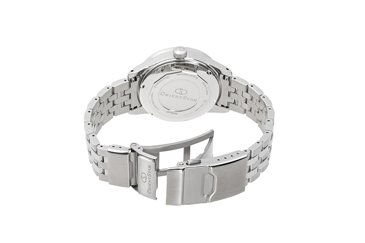 sports_RE-AU0602E_image3