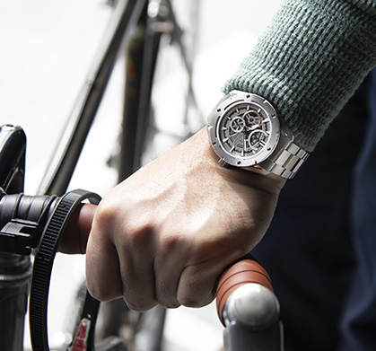 AVANT-GARDE SKELETON